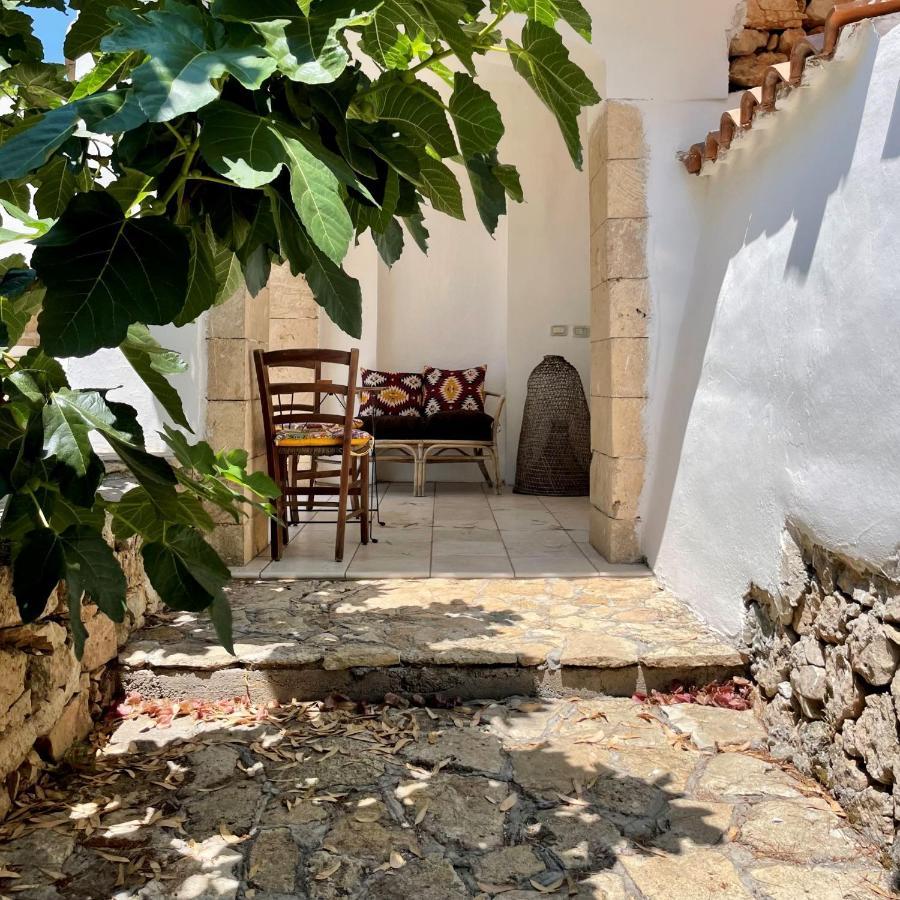 Casa Vacanze Capurre Trulli e Pajare a due passi dal Pizzo Gallipoli Esterno foto