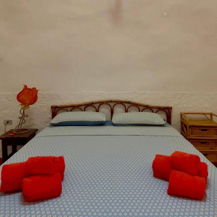 Casa Vacanze Capurre Trulli e Pajare a due passi dal Pizzo Gallipoli Esterno foto