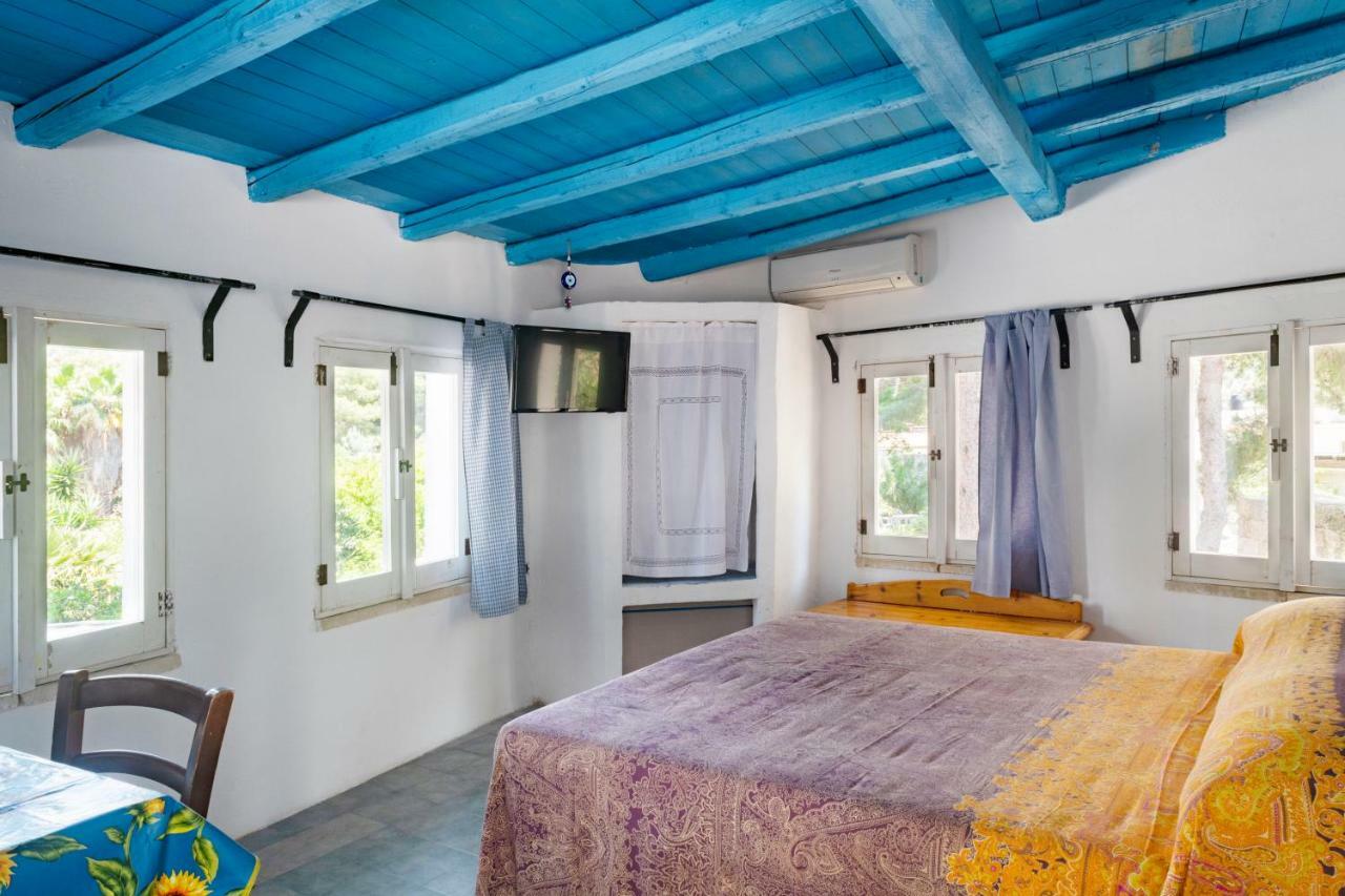 Casa Vacanze Capurre Trulli e Pajare a due passi dal Pizzo Gallipoli Esterno foto