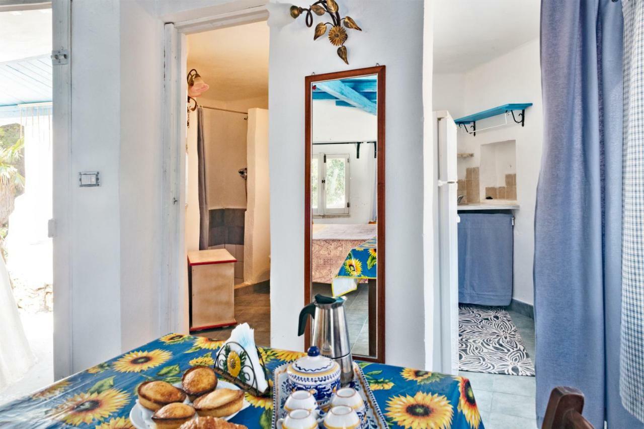 Casa Vacanze Capurre Trulli e Pajare a due passi dal Pizzo Gallipoli Esterno foto